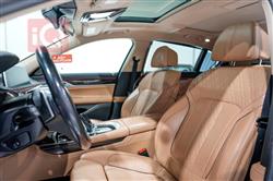 بي ام دبليو الفئة 7